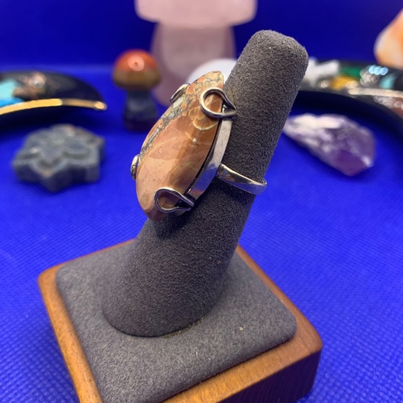 Fun Freeform Brecciated Jasper Ring! .925 Sterling Silver Overlay, Size 7 - Picture 3 of 14